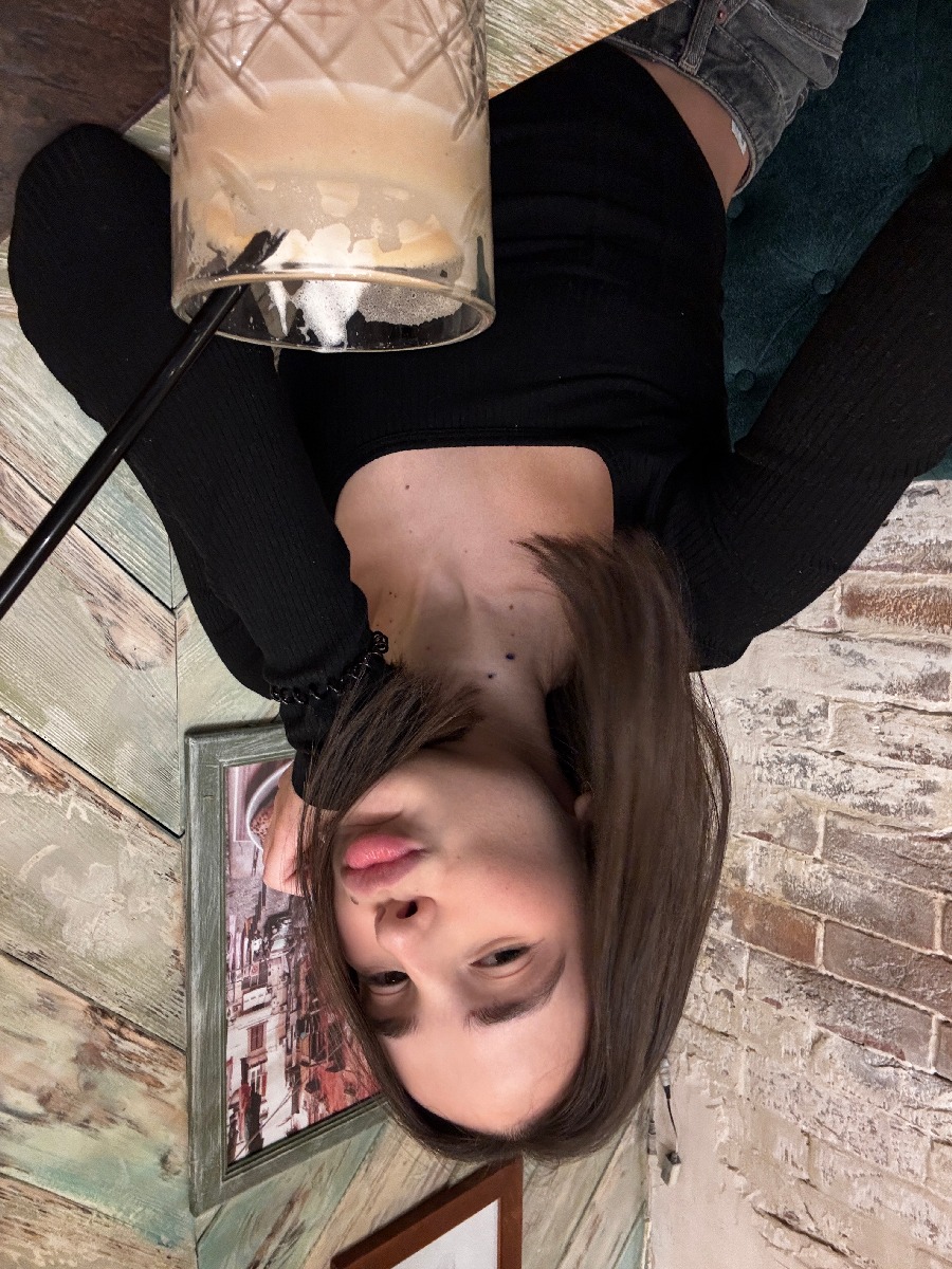 Fresh photos, fresh mood — Tina online in Patna